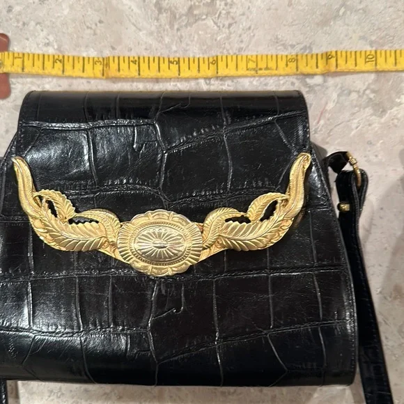 Vintage Ann Turk Black and Gold Hardware Crossbody Bag - Picture 5 of 6